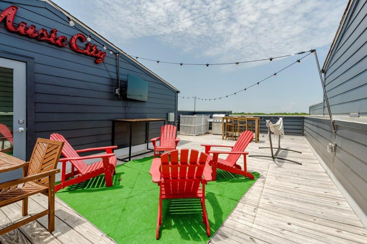 Carrie Underwood'S East Side Rooftop Game Room Nashville Exterior photo